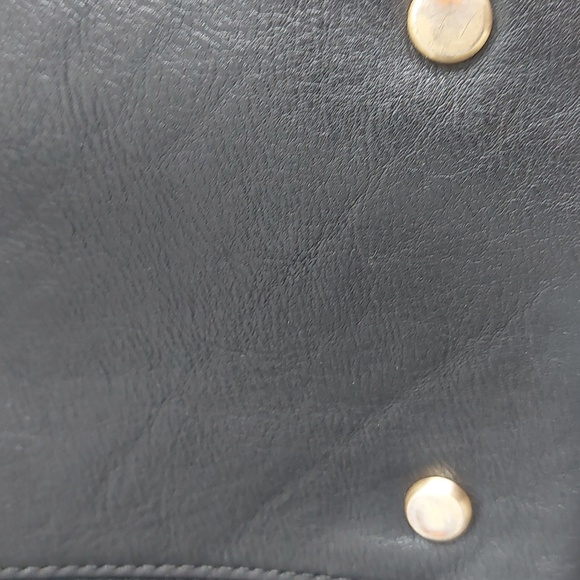 COLE HAAN, Chic Black Leather Shoulder Bag - Picture 12 of 13